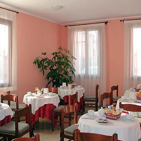 Altieri Hotel