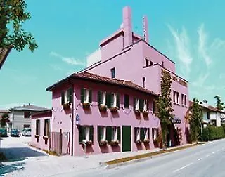 Hotel Altieri 3*